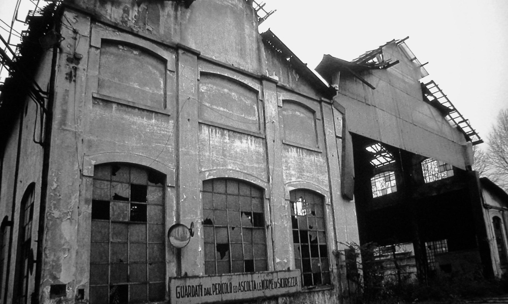 La fabbrica illuminata