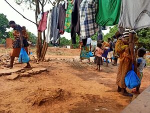 Le donne del villaggio di Shinga, a sud di Lubumbashi.